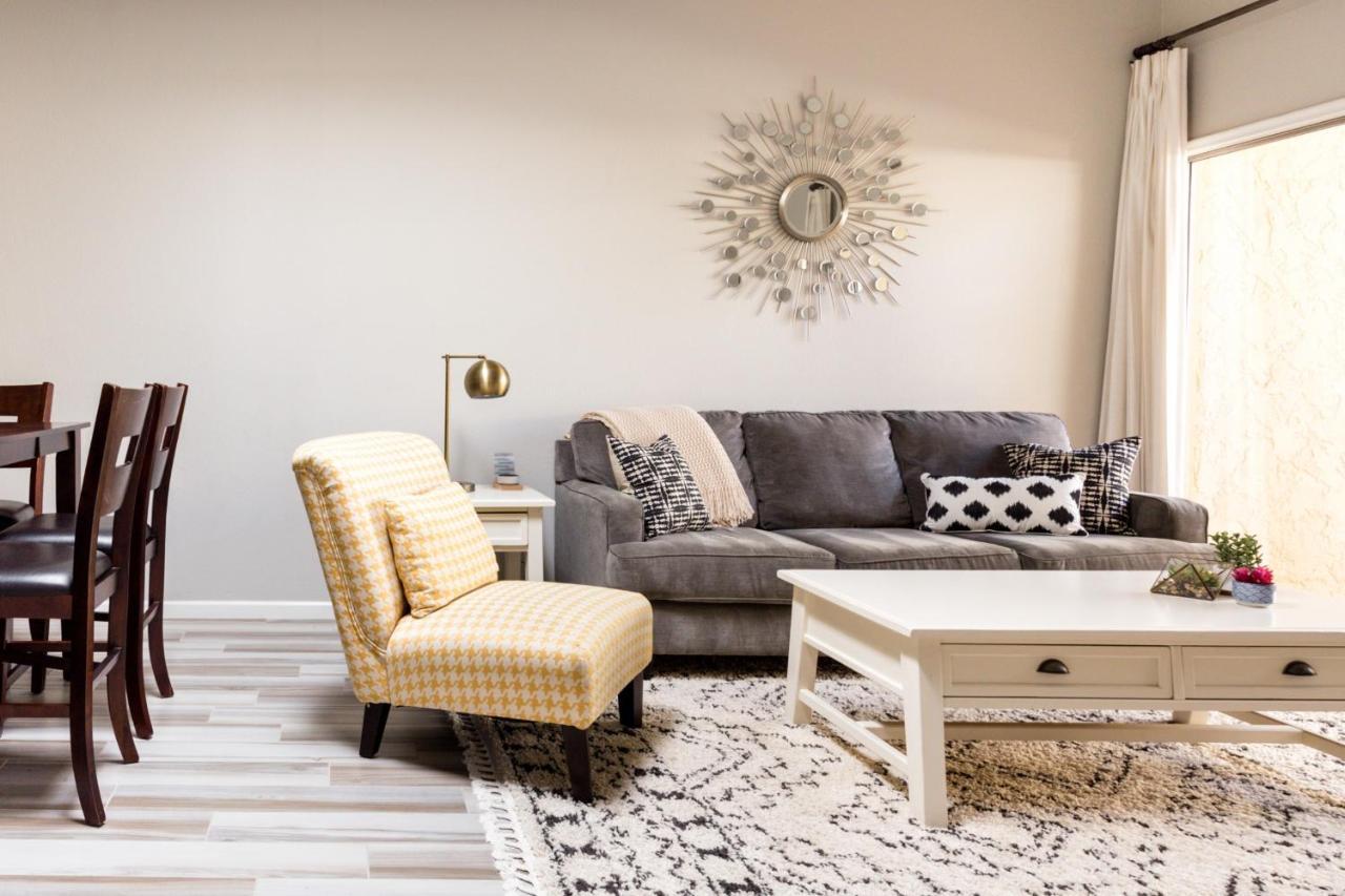 Central Phoenix Townhome Экстерьер фото