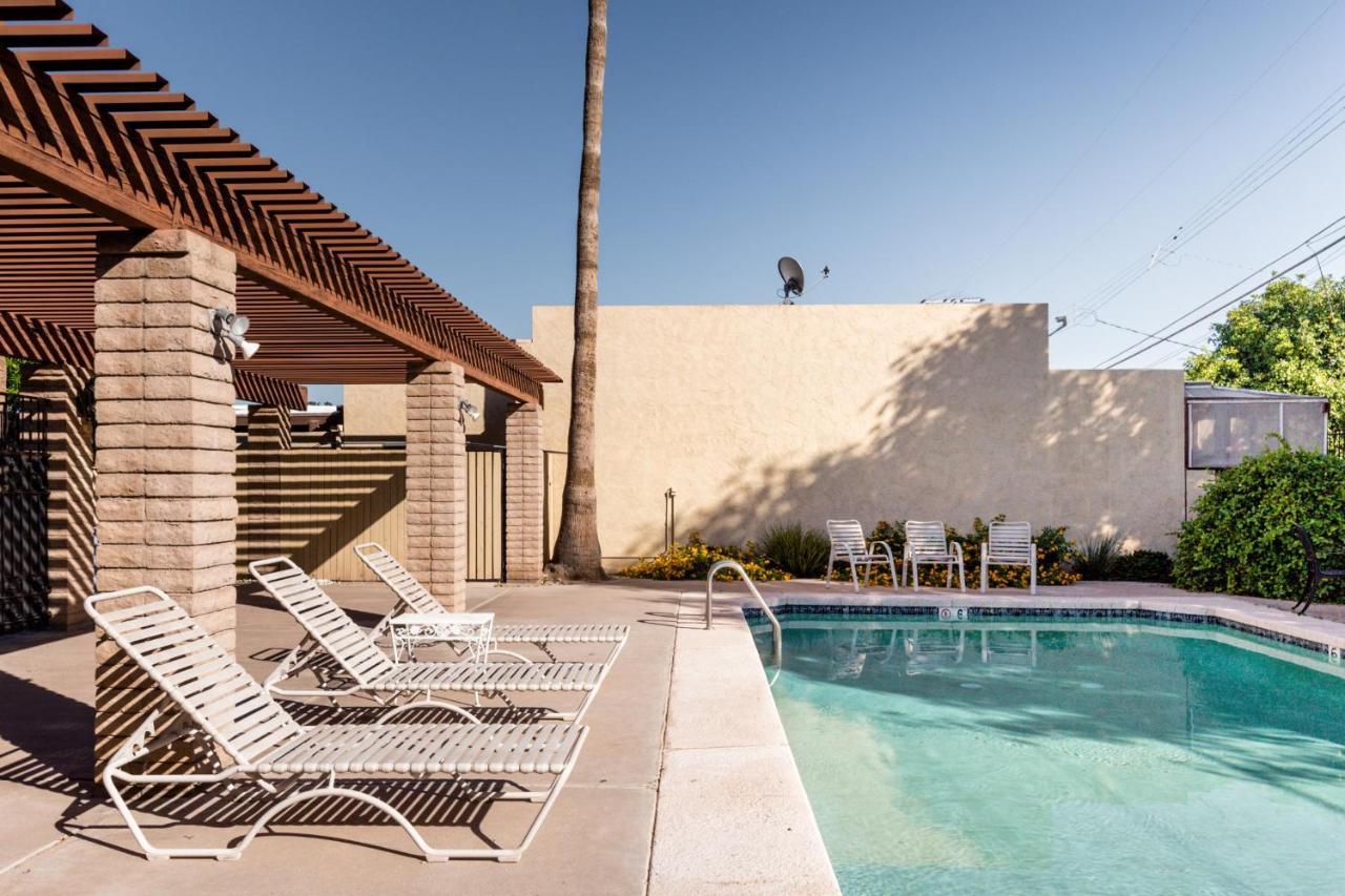 Central Phoenix Townhome Экстерьер фото